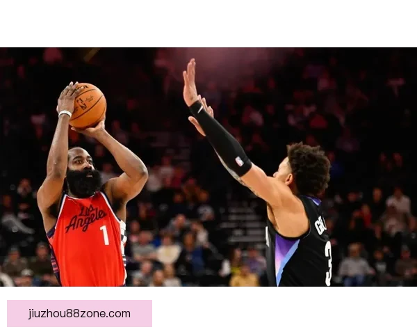 乔治生涯第30次单场至少4断4三分仅次哈登库里排名历史第三